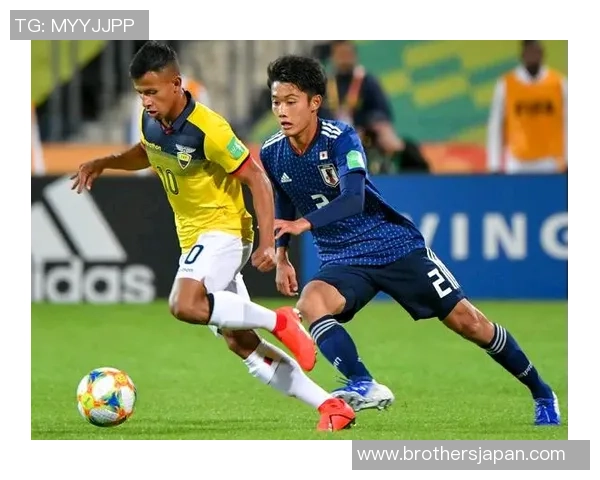 马内的传奇之路：从非洲小村到欧洲顶级足球舞台的辉煌历程